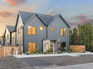 Photo #1: 768587929 Listing 