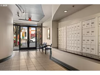 Photo #3: 769063648 Listing 