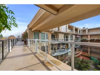 Photo #5: 769063648 Listing 