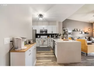 Photo #1: 769272852 Listing 