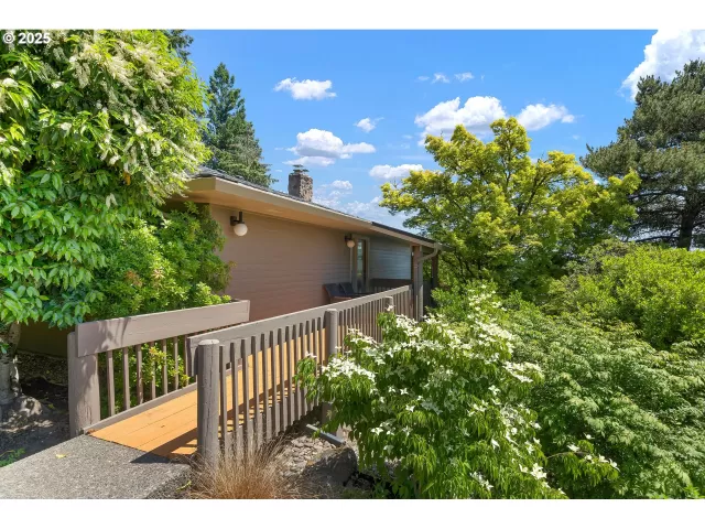 MLS: 769573233 Condo For Sale