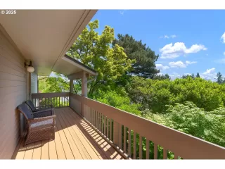 Photo #1: 769573233 Listing