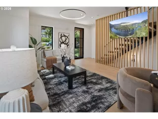 Photo #5: 769914444 Listing 