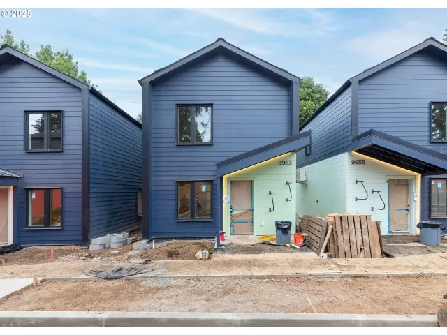 MLS: 770669667 Condo For Sale