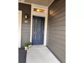 Photo #1: 770884238 Listing