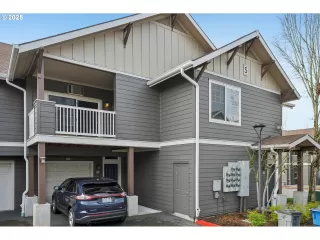 Photo #2: 770884238 Listing