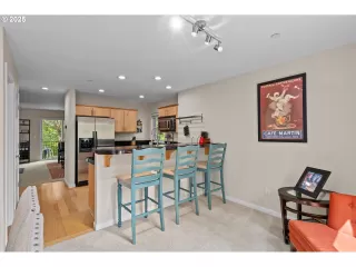 Photo #5: 771429482 Listing 