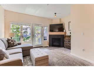 Photo #4: 772783587 Listing