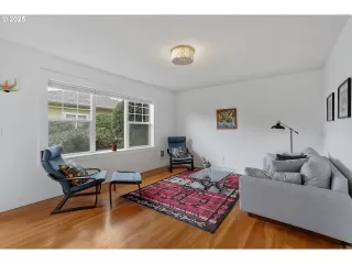 Photo #5: 774958101 Listing