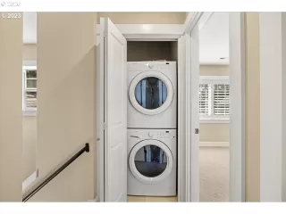 Photo #1: 775988074 Listing
