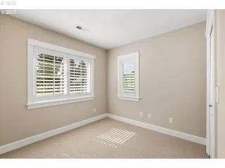 Photo #4: 775988074 Listing