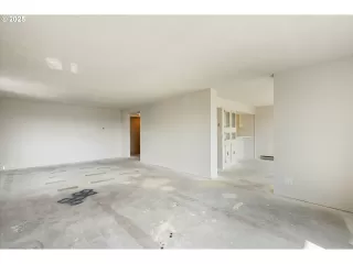 Photo #2: 776250502 Listing 