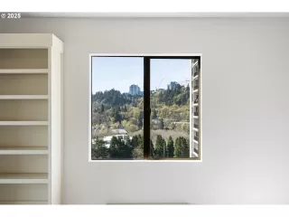 Photo #5: 776250502 Listing 