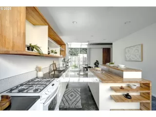 Photo #4: 776371307 Listing 