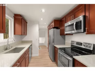 Photo #2: 776764686 Listing 