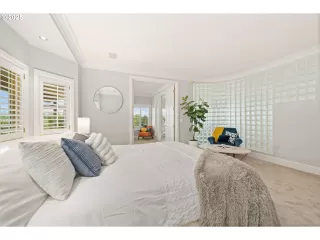 Photo #5: 777046822 Listing 