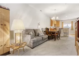 Photo #5: 778497716 Listing 