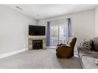 Photo #6: 778497716 Listing 