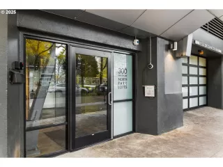 Photo #1: 778651393 Listing