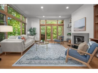 Photo #3: 778709974 Listing 