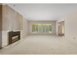 Photo #2: 779068200 Listing