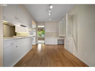 Photo #3: 779068200 Listing