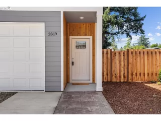 Photo #2: 779678556 Listing