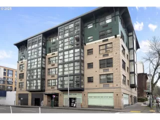 Photo #2: 780130551 Listing