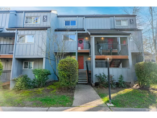 MLS: 780231919 Condo For Sale