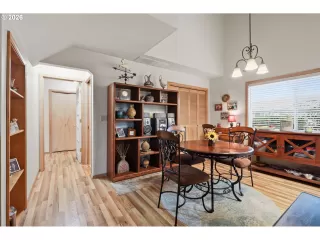 Photo #6: 780317408 Listing 