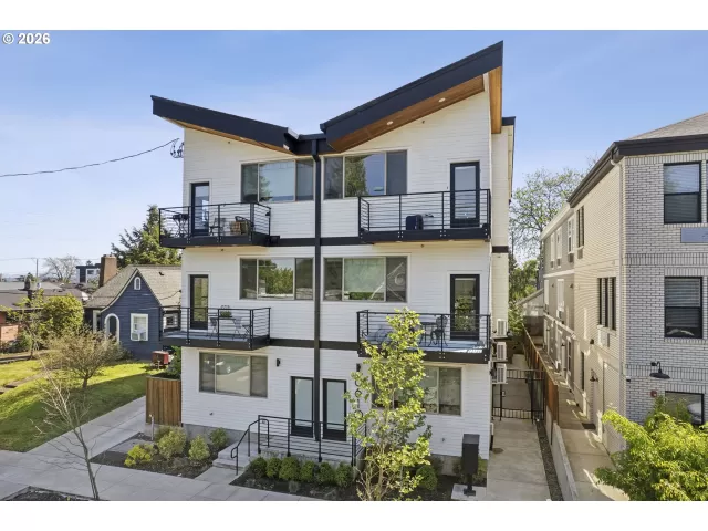 MLS: 781216892 Condo For Sale