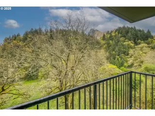 More Details about MLS # 783149917 : 830 SW BROADWAY DR