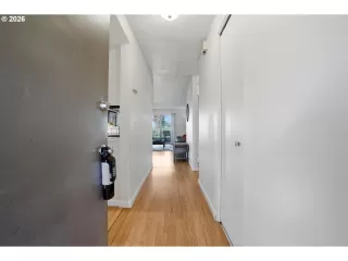 Photo #1: 783218182 Listing