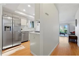 Photo #2: 783218182 Listing