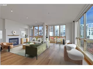 Photo #4: 783238411 Listing