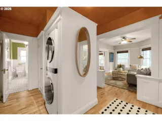 Photo #1: 784151999 Listing