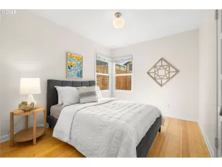 Photo #1: 784409628 Listing