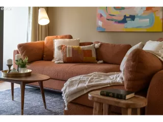 Photo #6: 784915927 Listing 