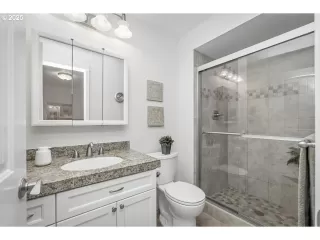 Photo #6: 785760291 Listing