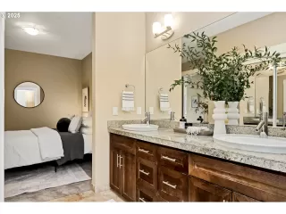 Photo #3: 785893365 Listing 