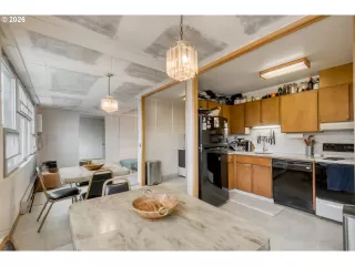 Photo #4: 786058675 Listing 