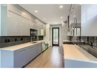 Photo #6: 786159408 Listing 