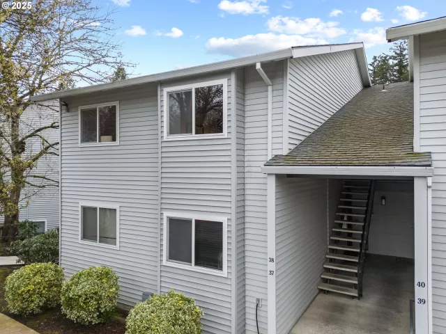 MLS: 786696180 Condo For Sale