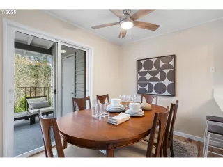 Photo #6: 786696180 Listing