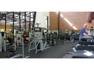 Photo #6: 786921264 Listing 