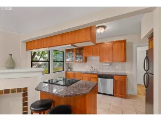 Photo #1: 787781651 Listing 