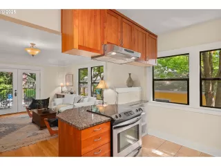 Photo #3: 787781651 Listing 