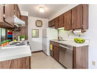 Photo #1: 788059549 Listing