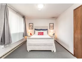 Photo #6: 788059549 Listing