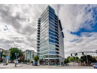 More Details about MLS # 788300052 : 1926 W BURNSIDE ST 311